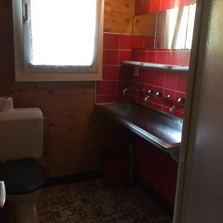 Hostel Gruppenhaus Rosy Grachen
